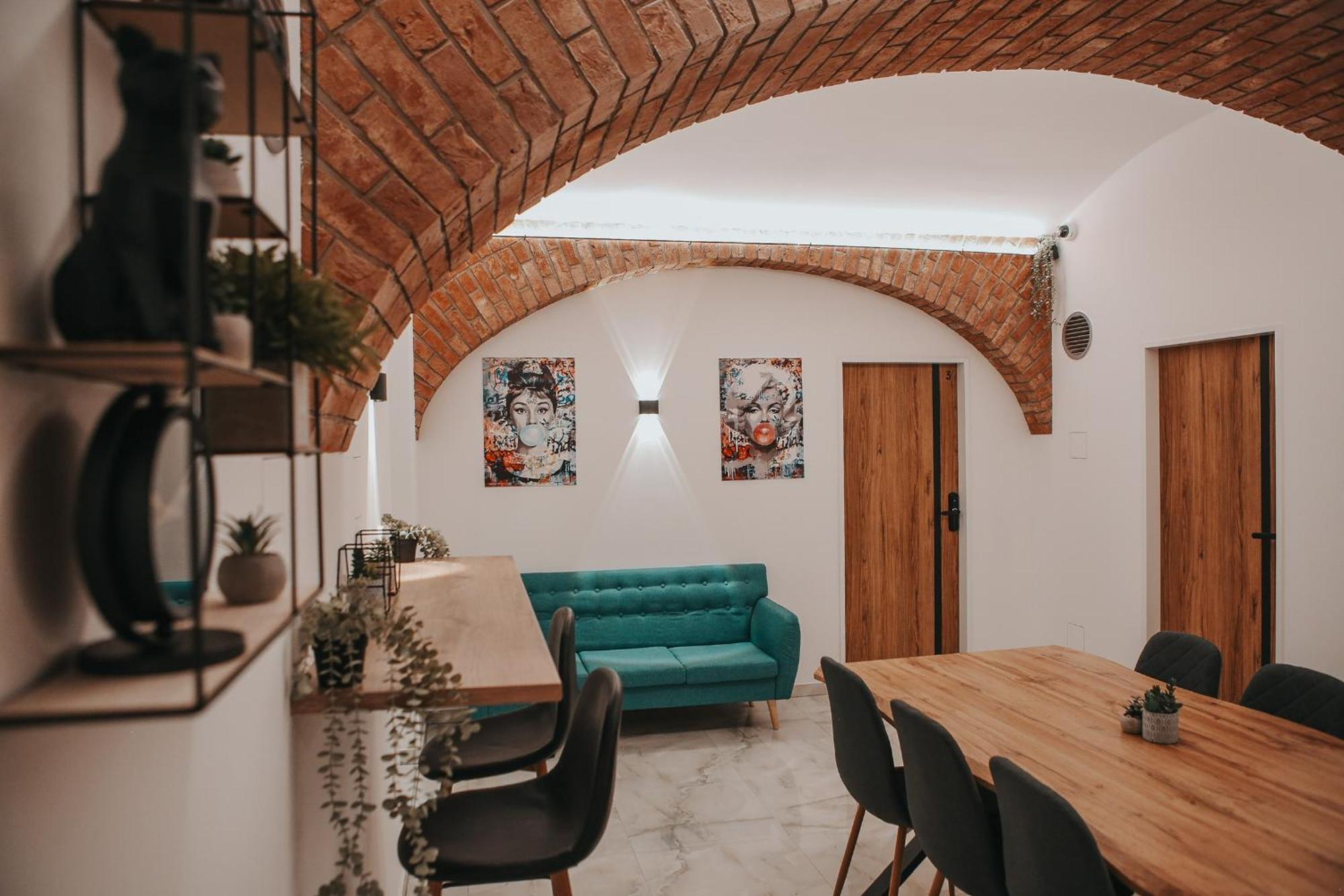 Zizkoff Apartments Praha Bagian luar foto